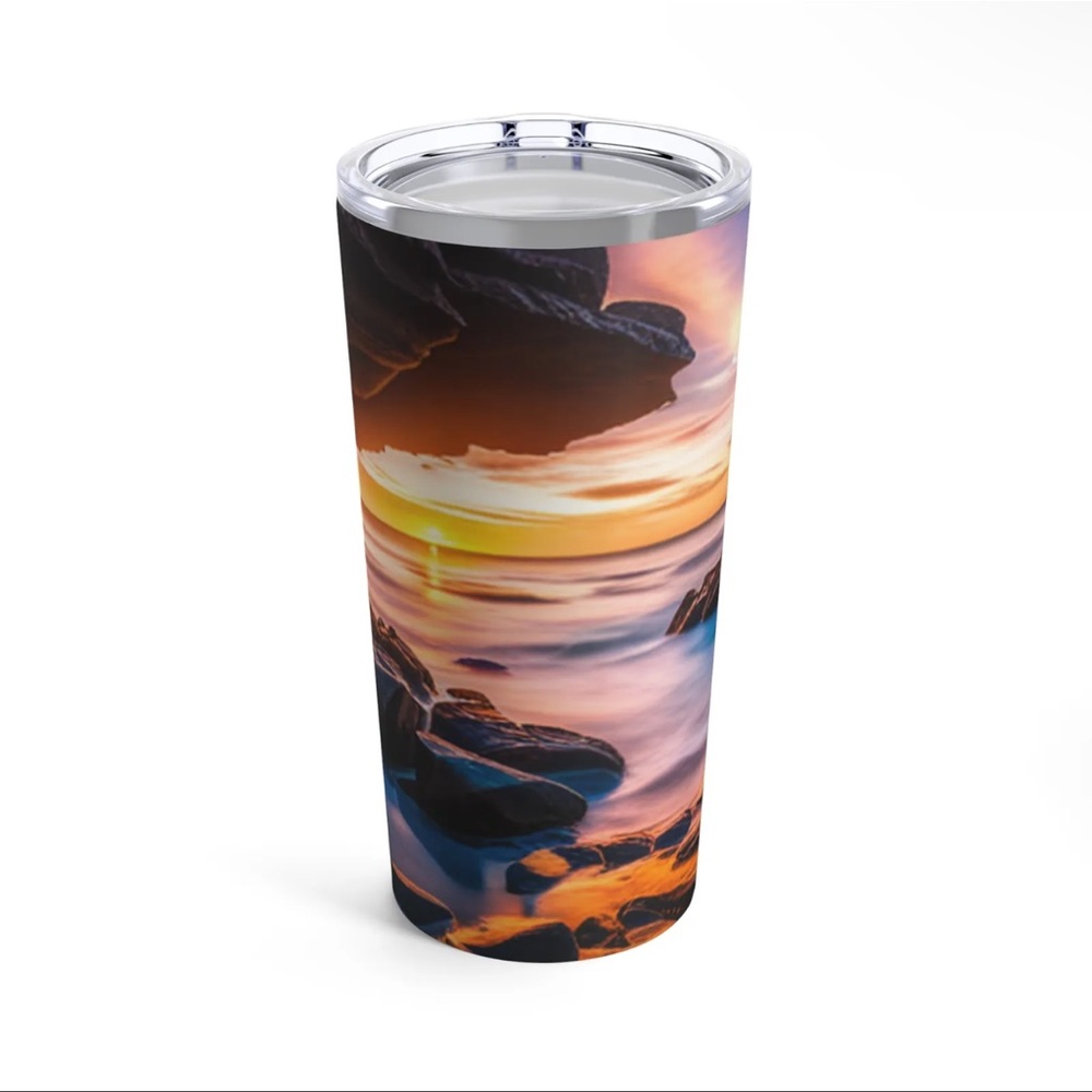 Relaxing oceanscape tumbler